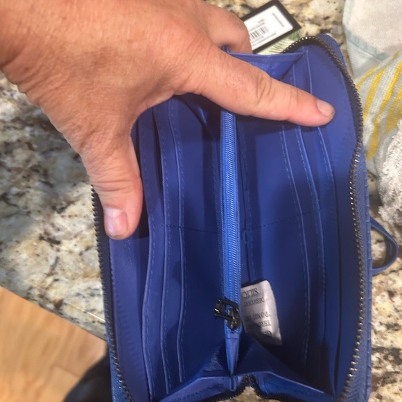 Badgley Mischka Long Wallet Electric Blue Organizer Zip Around 8x4 Brand New - Picture 7 of 11